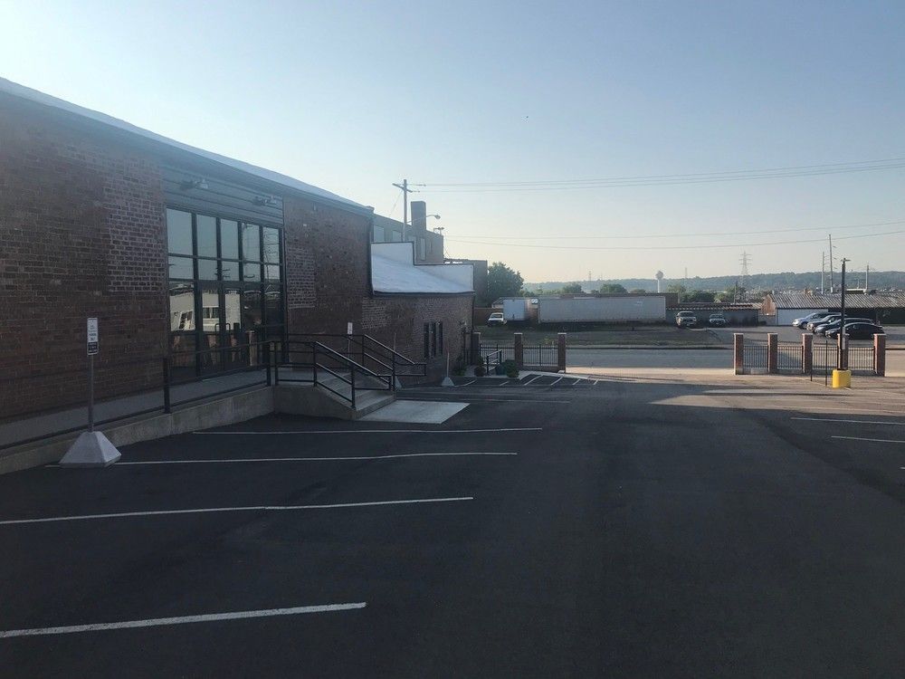 The Block: 1009 SW WASHINGTON STREET, Peoria, IL 61602